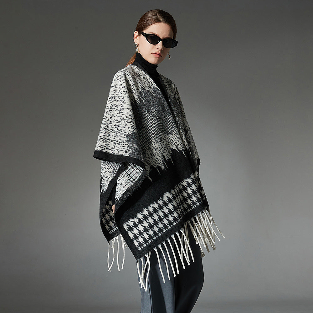 Maribel Houndstooth Tassel Cloak